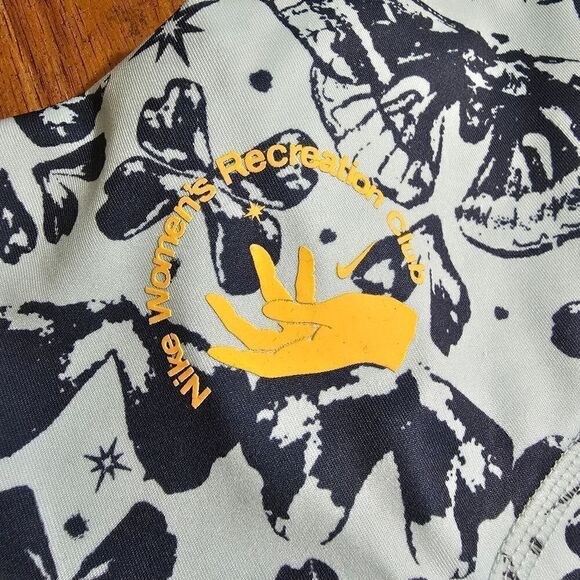 Nike One Tight Fit Shorts Women's Recreation Club RARE Edition Size Small DM1571 - Picture 6 of 9